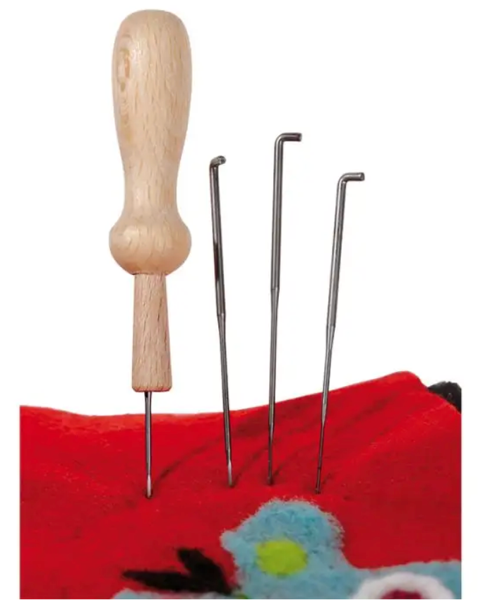 Felting Needle Set 4 Needles + Wooden Holder Art. 35345100