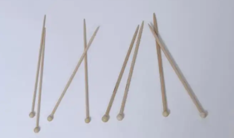 Children knitting needles wood - 5 mm (US size 5)-35329005