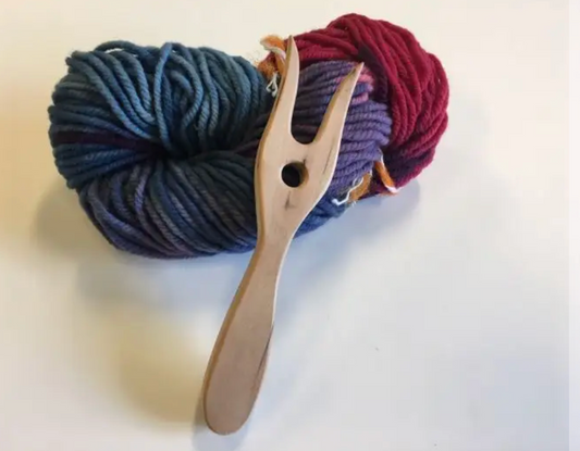 Filges Braiding Fork with Filges Wool Yarn - Red/Pink -35346205